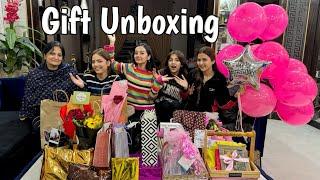 Birthday special gifts unboxing | mama papa nay kya gift dia? | Rabia Faisal | Sistrology