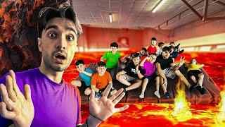 ΠΑΙΞΑΜΕ THE FLOOR IS LAVA ΜΕ ΤΑ ΠΑΙΔΑΚΙΑ  (PARKOUR KIDS) Petsas