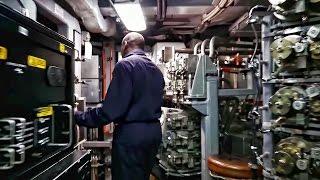 USN Nuclear Sub • Look Inside The Auxiliary Machinery Room