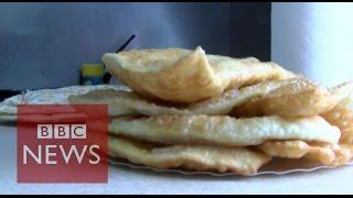 Ukraine: Exiled Crimean Tatars cook up a new life in Kiev- BBC News