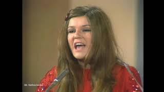 Netherlands  - Eurovision 1969 winner 3 - Lenny Kuhr - De troubadour