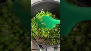 Mush peas I great easy recipe fantastic with pie or fish and chips.