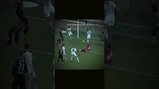 You got those clearance? Now catch this... ahh keeper#futbol #goalkeeper #football