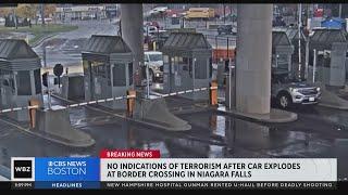 Video shows car crash at US-Canada border crossing