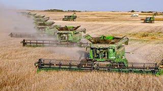 8x John Deere X9 1000 Mähdrescher & 2 9R 640 mit Überladewagen. Harvest-POWER, Rapsernte 2024 in CA