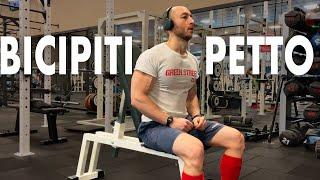 Workout con VOICEOVER tecnico #1 | PETTO / BICIPITI