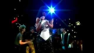 Donna Summer - She Works Hard For The Money [MusikLaden]