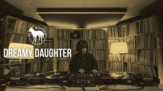 Dreamy daughter  |  Namsan Shepherd Club