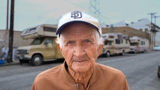 80 years old and homeless veteran in Los Angeles needs help