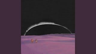 Distant (feat. Cayo)