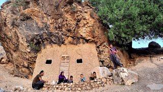 Construction of a nomadic hut by breaking a big stone