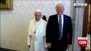 Доник Трамп и Папа Римский