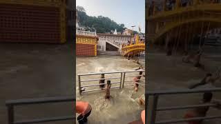 Haridwar-Har Ki Pauri#haridwar #gangaarti #haridwarvlogs #uttarakhand #harkipauri