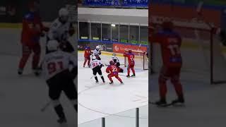 Иван Косоренков делает сольный проход и забивает 2:0