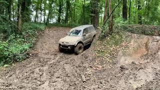 Mitsubishi pajero mk3 offroad testing