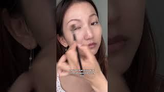 You’re applying concealer WRONG! How to stop concealer creasing #makeuptips