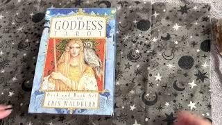 The Goddess Tarot, Flip Through / Goddess