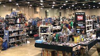 TOY HUNTING AT THE COLUMBUS TOY SHOW!! THE BIGGEST TOY SHOW IN OHIO!!