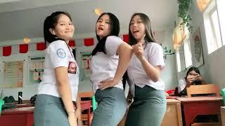 SMA Goyang Hot