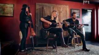 Holly Williams || The Attic Sessions