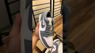 Jordan 1 Low Vintage Grey