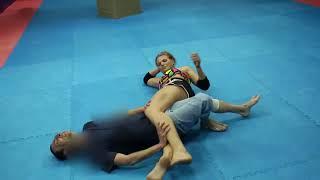 Mixed wrestling in Moscow Yana Iron vs Sam