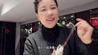 老板娘分享和田玉貔貅手把件，一级白玉质细腻油润