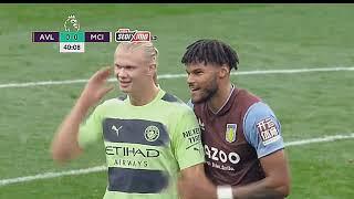 Haaland joking with Tyrone Mings ️