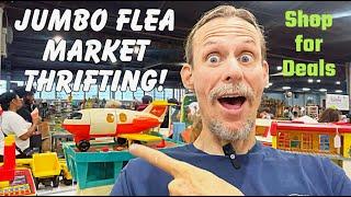 Thrifting Hidden Antiques & Vintage at Giant Flea Market!