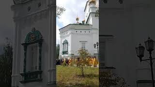 Патриарх Кирилл у Благовещенского собора Тюмени, крестный ход с мощами св.муч. Гермогена Тобольского