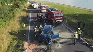 Verkehrsunfall zwischen zwei PKW in Steyregg fordert drei teils Schwerverletzte