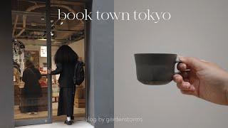 A Day Exploring Book Town | Books and Cafes | Slow Living in the City