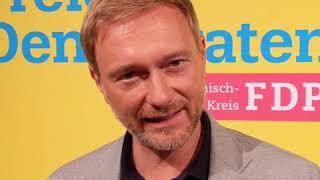 Christian Lindner empfiehlt Andrea Büscher als Bürgermeisterin für Rösrath.