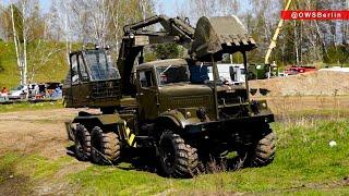 EOV-4421 Soviet military bucket excavator based on KrAZ-255B chassis.