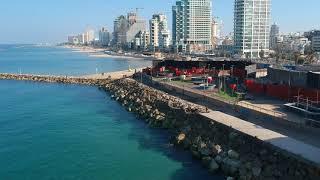 sparkie in tel aviv beach