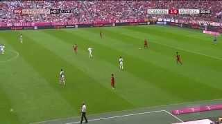 Guardiola gets annoyed at Vidal's positional play