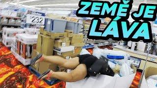 ZEM JE LÁVA! v americkým Walmartu