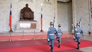 Chiang Kai-shek Honor Guard Displays for Final Time in Memorial Hall｜TaiwanPlus News