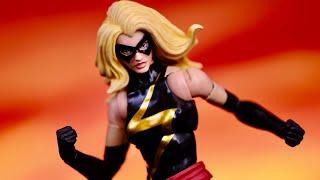 Marvel Legends (Target Exclusive) Warbird aka Ms.Marvel aka Carol Danvers Review!!!!