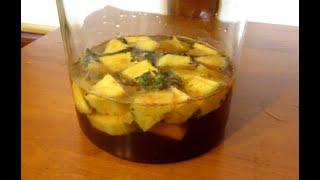 How to Make Tepache, a Mexican Fermented Pineapple Drink.
