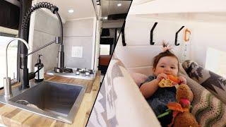 CHILD SAFE LUXURY CAMPERVAN w/ Clever seating & BABY CRIB