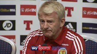 "Is this a hotline?" - Gordon Strachan refuses to take reporter's questions from the public