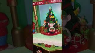 Animated Christmas Cuckoo Clock