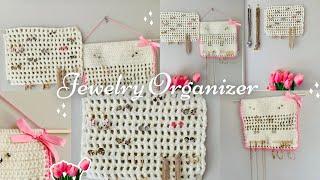 Crochet cute jewelry wall hangers :  crochet a mesh square holder and crochet jewelry holder