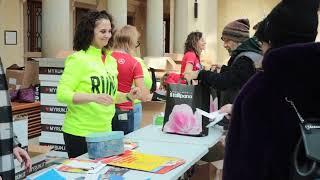 La città in festa con 4.500 runner