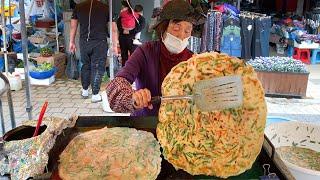 Lovely Grandma's Huge pancake(Korean name:BuchuJeon) - Korean street food