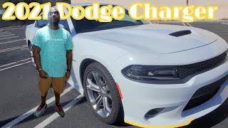 S Johnson Photos rents a 21 Dodge Charger r/t and reviews it