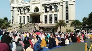 Ustadz Adi Hidayat di Masjid Agung TSM Bandung 28-09-2019 Jama'ah Penuh hingga keluar masjid