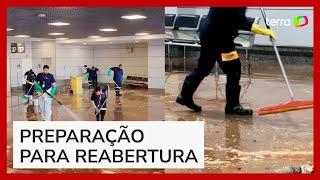 Aeroporto de Porto Alegre passa por limpeza depois de 30 dias inundado