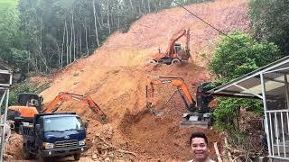 3 máy xúc hạ đồi làm tả li chống sạt . || hill descent excavator